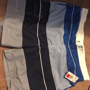Men’s swimming trunks